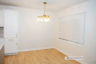 2276 Windsor Ln, Country Club Hills, IL 60478 - Photo 7