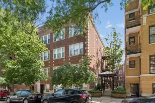 715 W Barry Ave, Chicago, IL 60657 - Photo 1