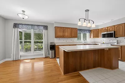 41W610 Silvana Drive, Elgin, IL 60124 - Photo 9