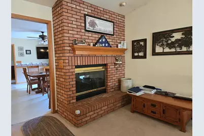 17019 Hebron Road, Harvard, IL 60033 - Photo 7