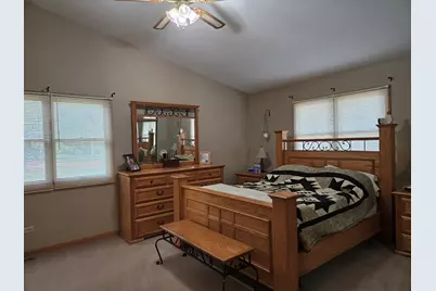 17019 Hebron Road, Harvard, IL 60033 - Photo 3