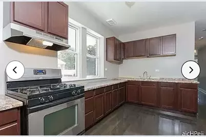 7961 S Essex Avenue, Chicago, IL 60617 - Photo 3