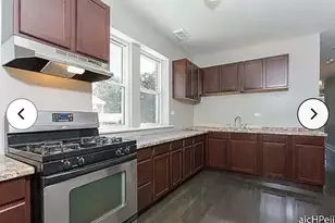 7961 S Essex Ave, Chicago, IL 60617 - Photo 3