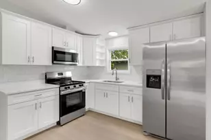 1139 W Barry Ln, Sauk Village, IL 60411 - Photo 7