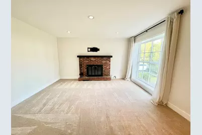 48 S Seebert Street, Cary, IL 60013 - Photo 5