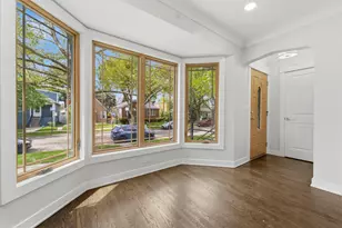4903 N Moody Ave, Chicago, IL 60630 - Photo 3