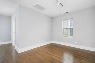 1901 W 21st Place #2R, Chicago, IL 60608 - Photo 3