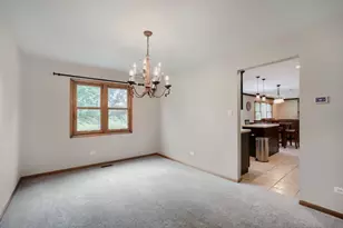 22104 Pembrook Dr, Frankfort, IL 60423 - Photo 7
