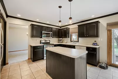 22104 Pembrook Drive, Frankfort, IL 60423 - Photo 9