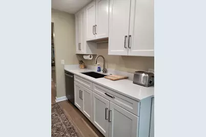 1709 Northfield Square #B, Northfield, IL 60093 - Photo 3