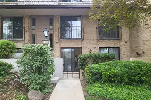 1709 Northfield Square, Northfield, IL 60093 - Photo 1