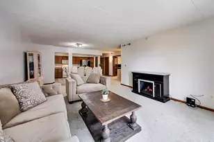 750 Pearson St, Des Plaines, IL 60016 - Photo 11