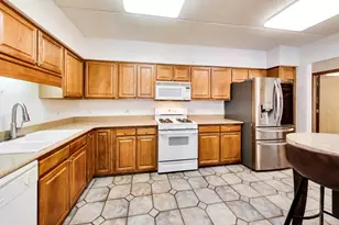 750 Pearson St, Des Plaines, IL 60016 - Photo 13
