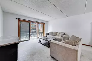 750 Pearson St, Des Plaines, IL 60016 - Photo 9