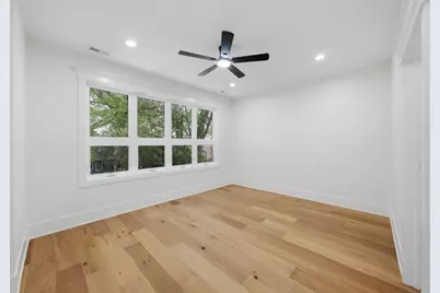 4109 N Lawndale Avenue, Chicago, IL 60618 - Photo 29
