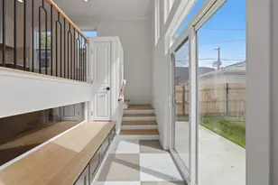 4109 N Lawndale Ave, Chicago, IL 60618 - Photo 33