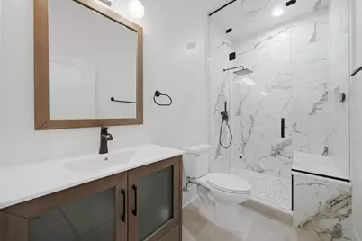 4109 N Lawndale Avenue, Chicago, IL 60618 - Photo 35