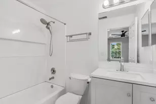 1314 Orleans Dr, Mundelein, IL 60060 - Photo 23