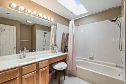 884 Shoreline Road #884, Lake Barrington, IL 60010 - Photo 13