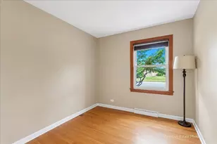 548 S Harvard Ave, Addison, IL 60101 - Photo 9