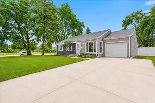 548 S Harvard Ave, Addison, IL 60101 - Photo 3