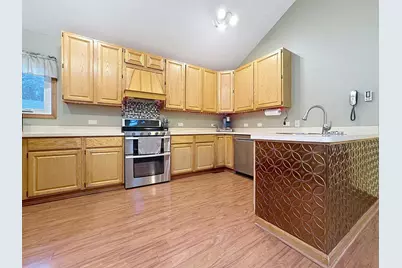 1120 Cherry Street, Lake in the Hills, IL 60156 - Photo 9