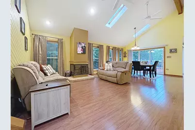 1120 Cherry Street, Lake in the Hills, IL 60156 - Photo 5