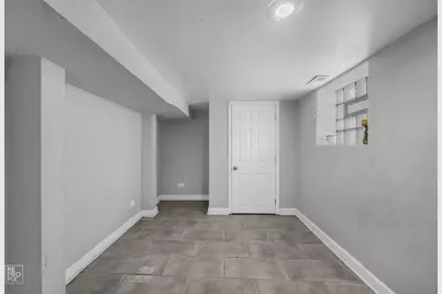 9050 S Ellis Avenue, Chicago, IL 60619 - Photo 15