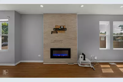 9050 S Ellis Avenue, Chicago, IL 60619 - Photo 7
