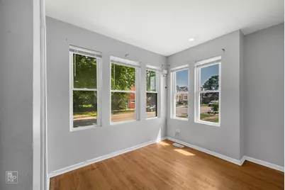 9050 S Ellis Avenue, Chicago, IL 60619 - Photo 5
