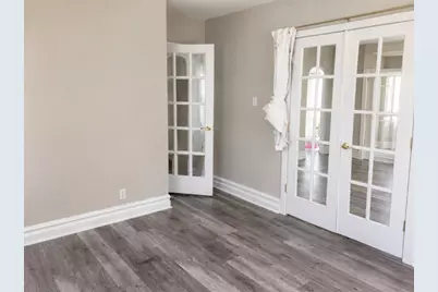5459 N Lovejoy Avenue, Chicago, IL 60630 - Photo 9
