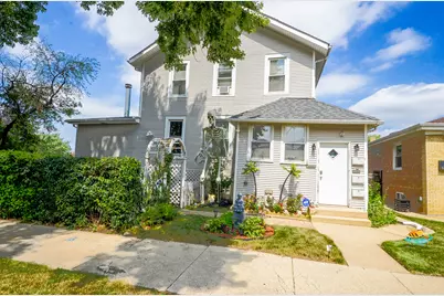 5459 N Lovejoy Avenue, Chicago, IL 60630 - Photo 1
