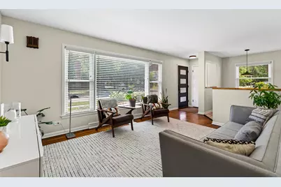1050 Cedar Street, Park Ridge, IL 60068 - Photo 3