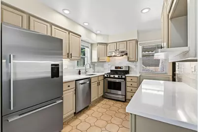 1050 Cedar Street, Park Ridge, IL 60068 - Photo 7