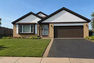 7342 W Mathews Dr, Frankfort, IL 60423 - Photo 1