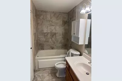 10620 Ridgeland Avenue #3D, Chicago Ridge, IL 60415 - Photo 11
