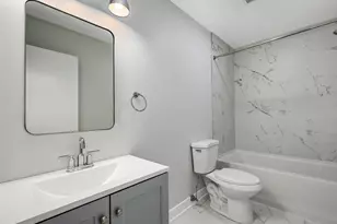 4117 S Indiana Ave, Chicago, IL 60653 - Photo 5