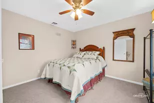 10 W Windsor Ct, Sugar Grove, IL 60554 - Photo 21