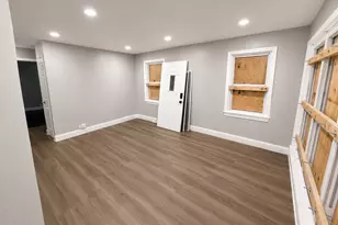 4601 S Leclaire Ave, Chicago, IL 60638 - Photo 7