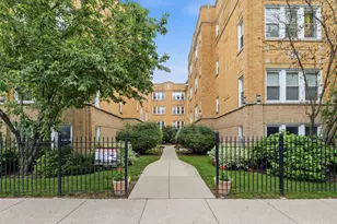 4343 N Sacramento Ave, Chicago, IL 60618 - Photo 1