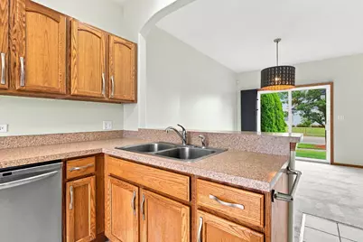 1800 Waters Edge Drive, Minooka, IL 60447 - Photo 11