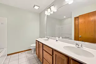 1800 Waters Edge Dr, Minooka, IL 60447 - Photo 23
