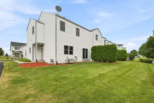 1800 Waters Edge Dr, Minooka, IL 60447 - Photo 29