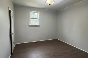 302 E Jackson St, Saybrook, IL 61770 - Photo 11