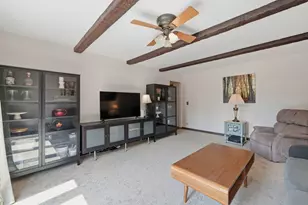 1503 Haise Ln, Elk Grove Village, IL 60007 - Photo 15