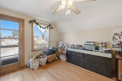 4923 N Mason Avenue, Chicago, IL 60630 - Photo 9