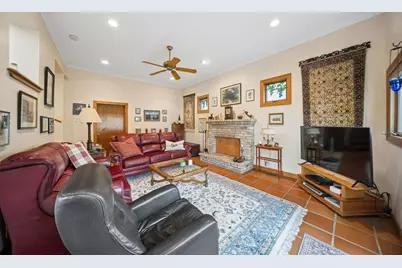 6647 N Crawford Avenue, Lincolnwood, IL 60712 - Photo 13