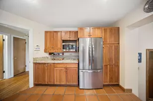 6647 N Crawford Ave, Lincolnwood, IL 60712 - Photo 11