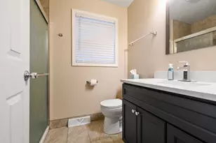4008 S Albany Ave, Chicago, IL 60632 - Photo 9