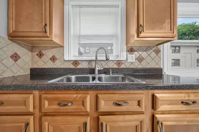 5024 N Austin Avenue #2E, Chicago, IL 60630 - Photo 11